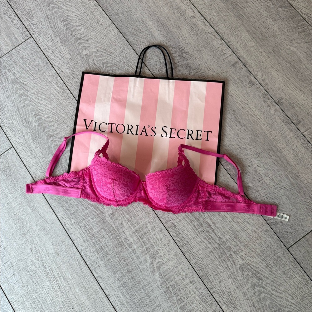 Victoria's Secret Pink Lace Push-Up Bra